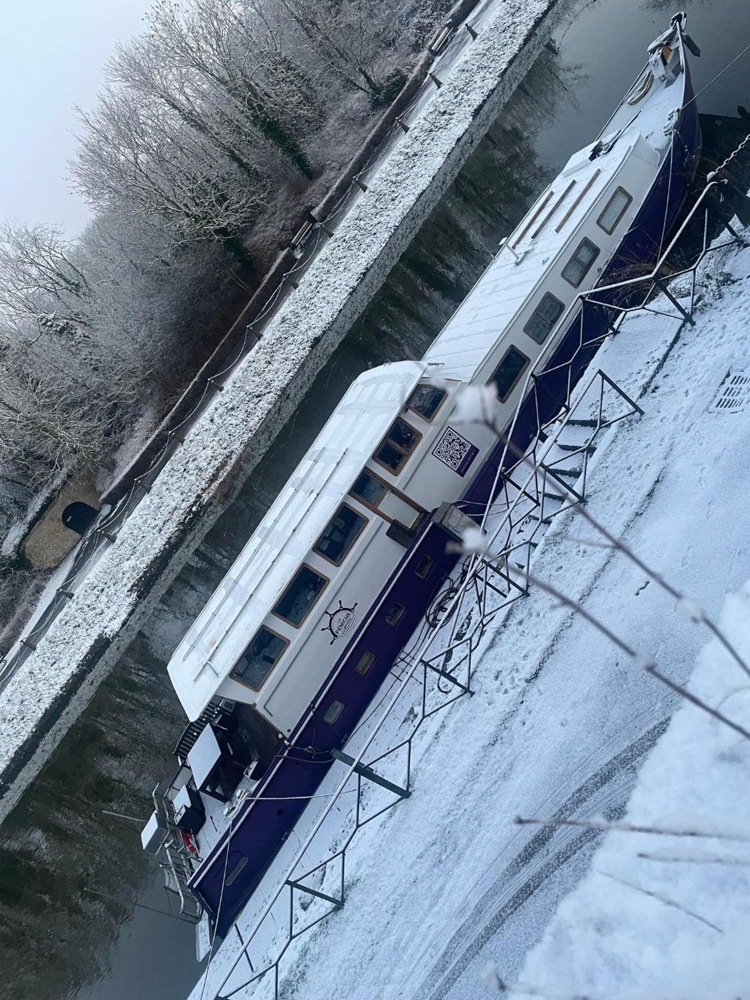 Nuit Insolite A Bord D'Une Peniche, 6 Personnes Bergues Exterior foto